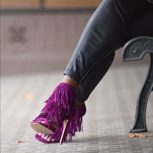 Magenta Steve Madden FRINGLY Stiletto. 7.5.
